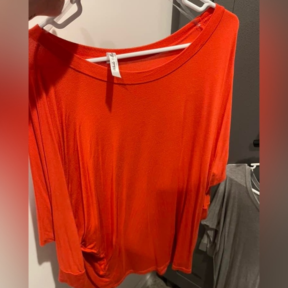 3/4 sleeve shirt